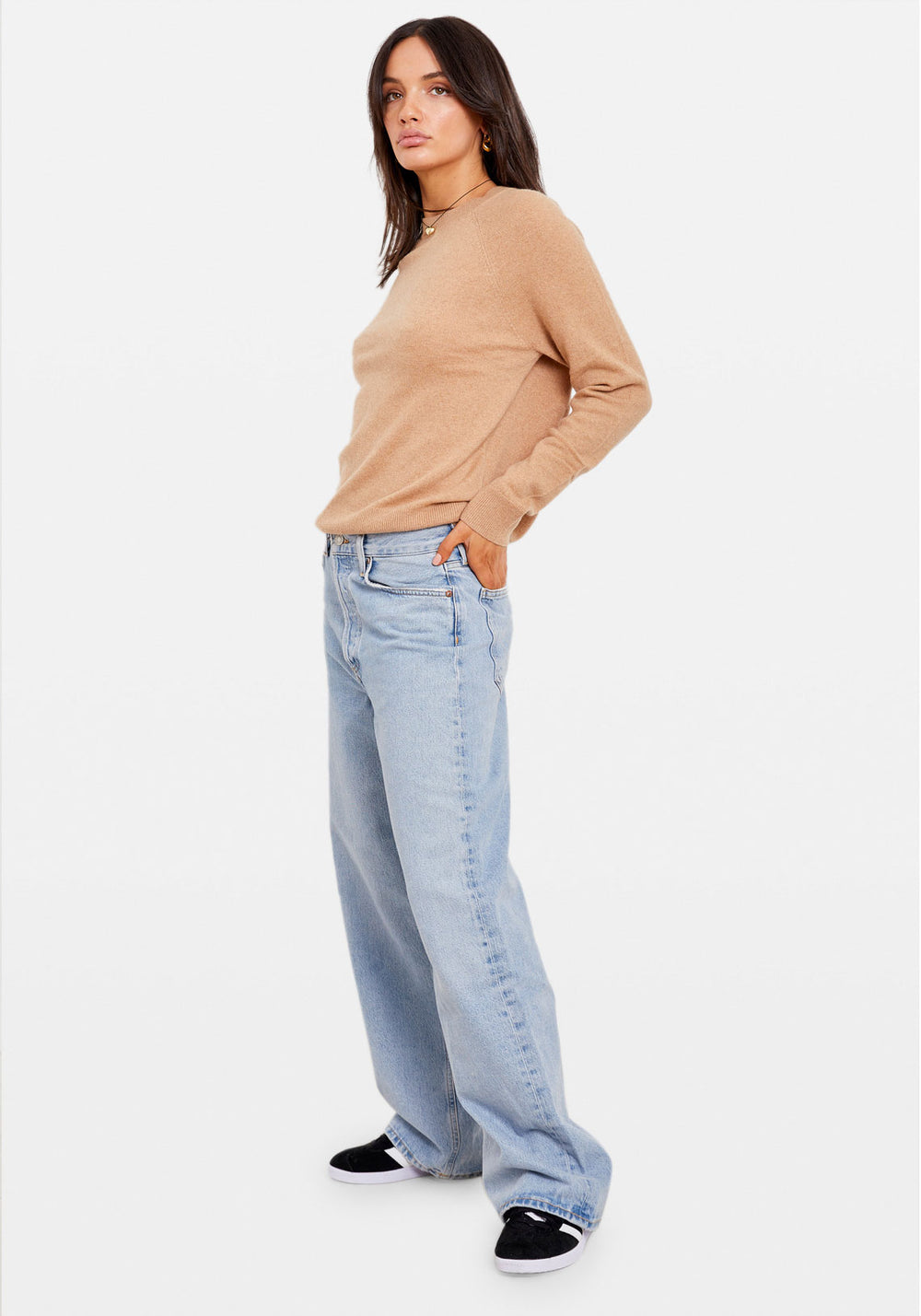 BOSTON O-NECK KHAKI