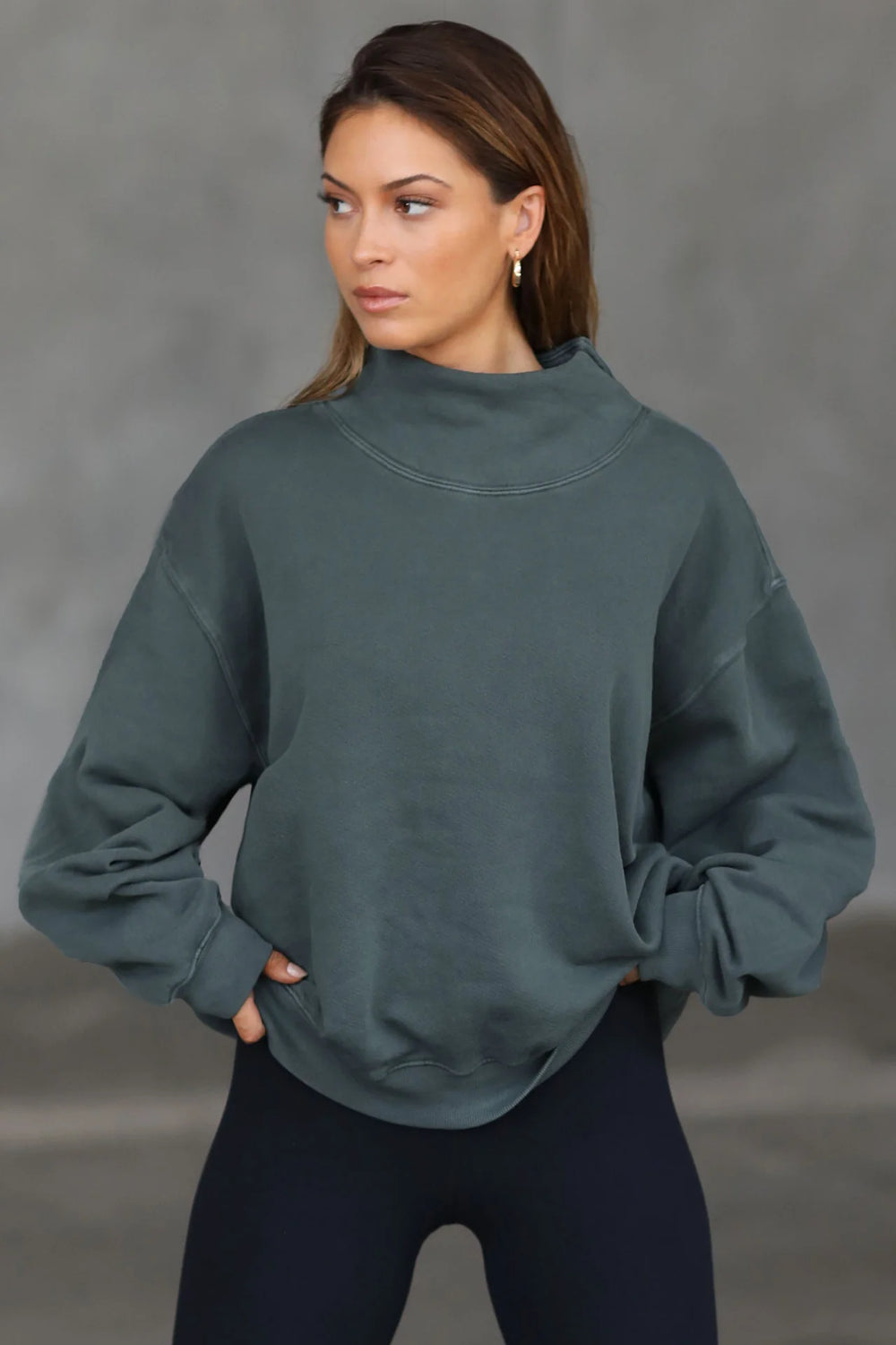 TURTLENECK SWEATSHIRT EVERGREEN