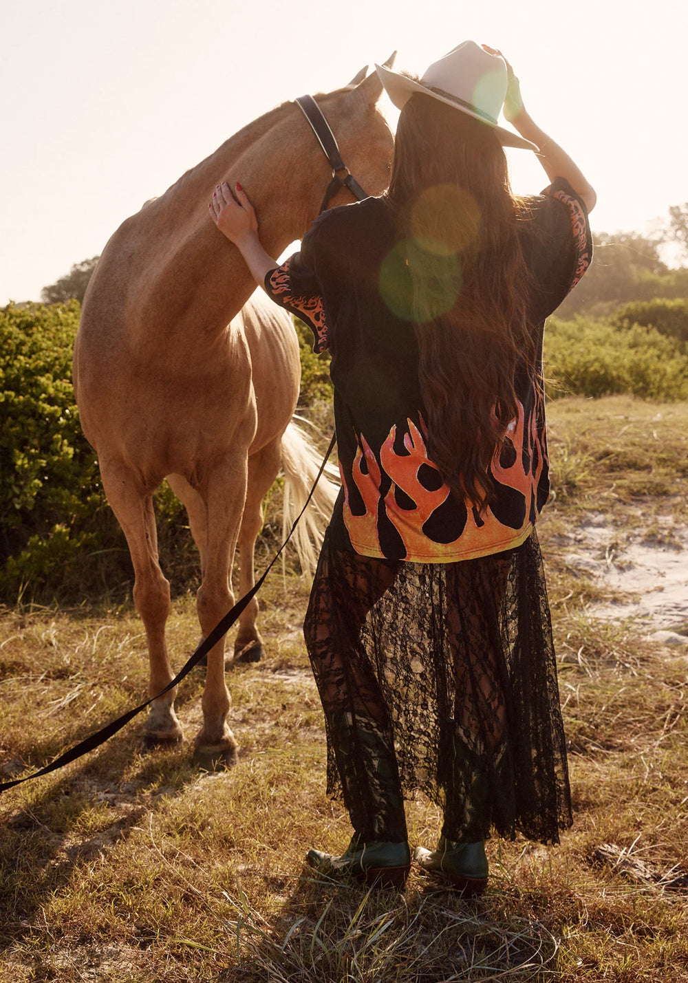 THE FLAMING COWBOY TEE - BLACK