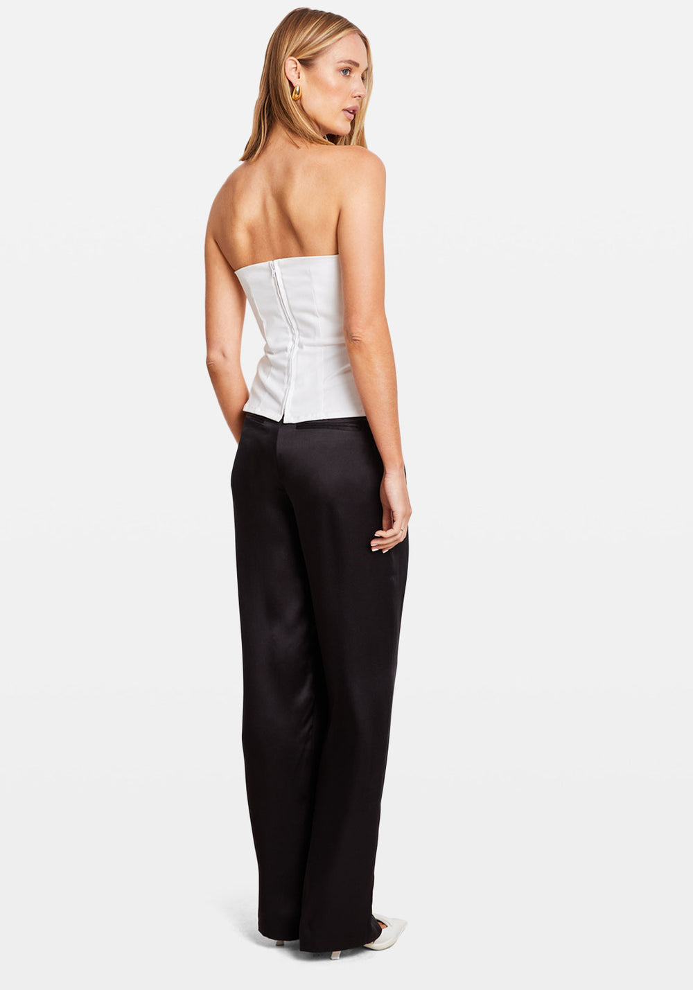 STRAPLESS RUCHED TOP W BUTTON DETAIL