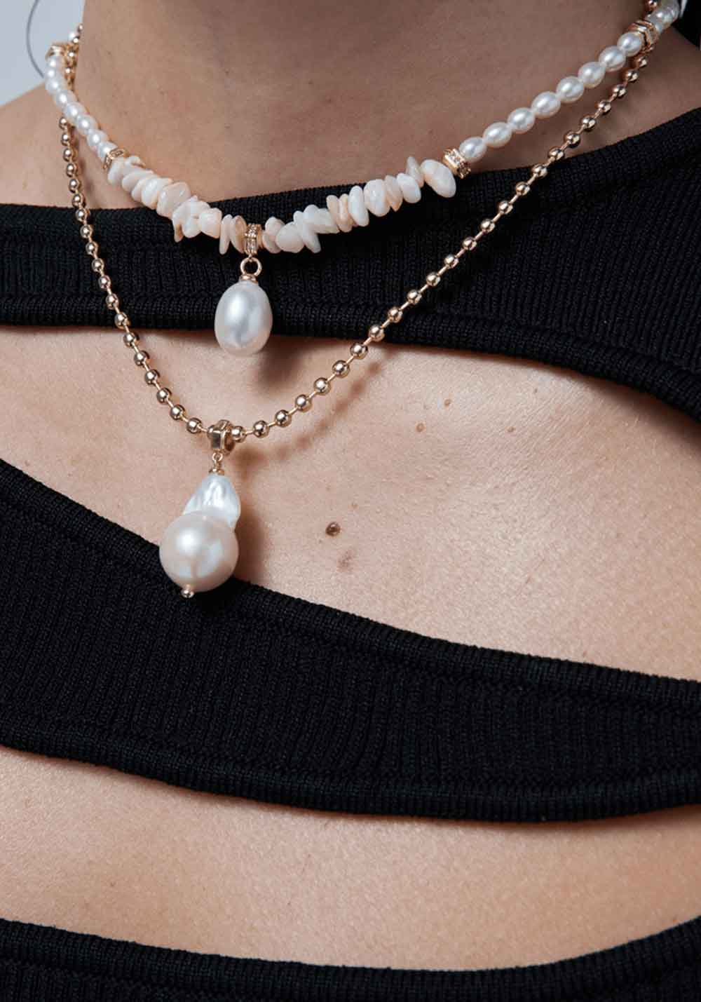 MIAMI FRESHWATER PEARL NECKLACE