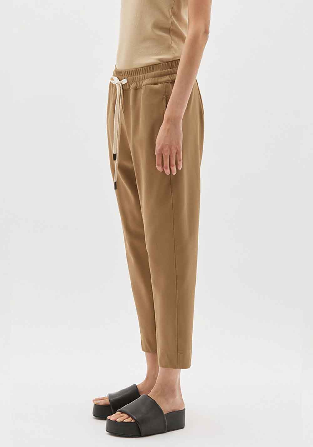 STRETCH TWILL TAPERED PANT TAN