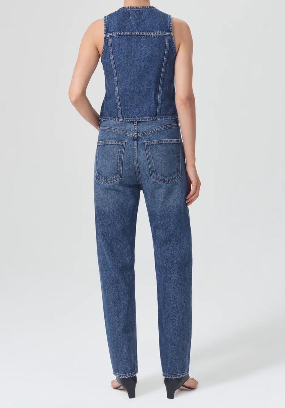 70'S FITTED VEST