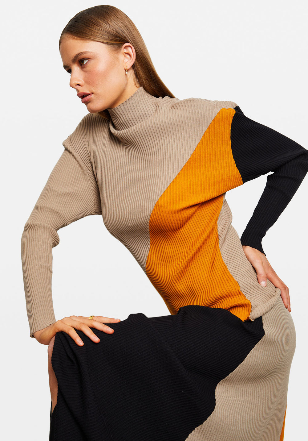 PANELLED FUNNEL NECK RIB TOP