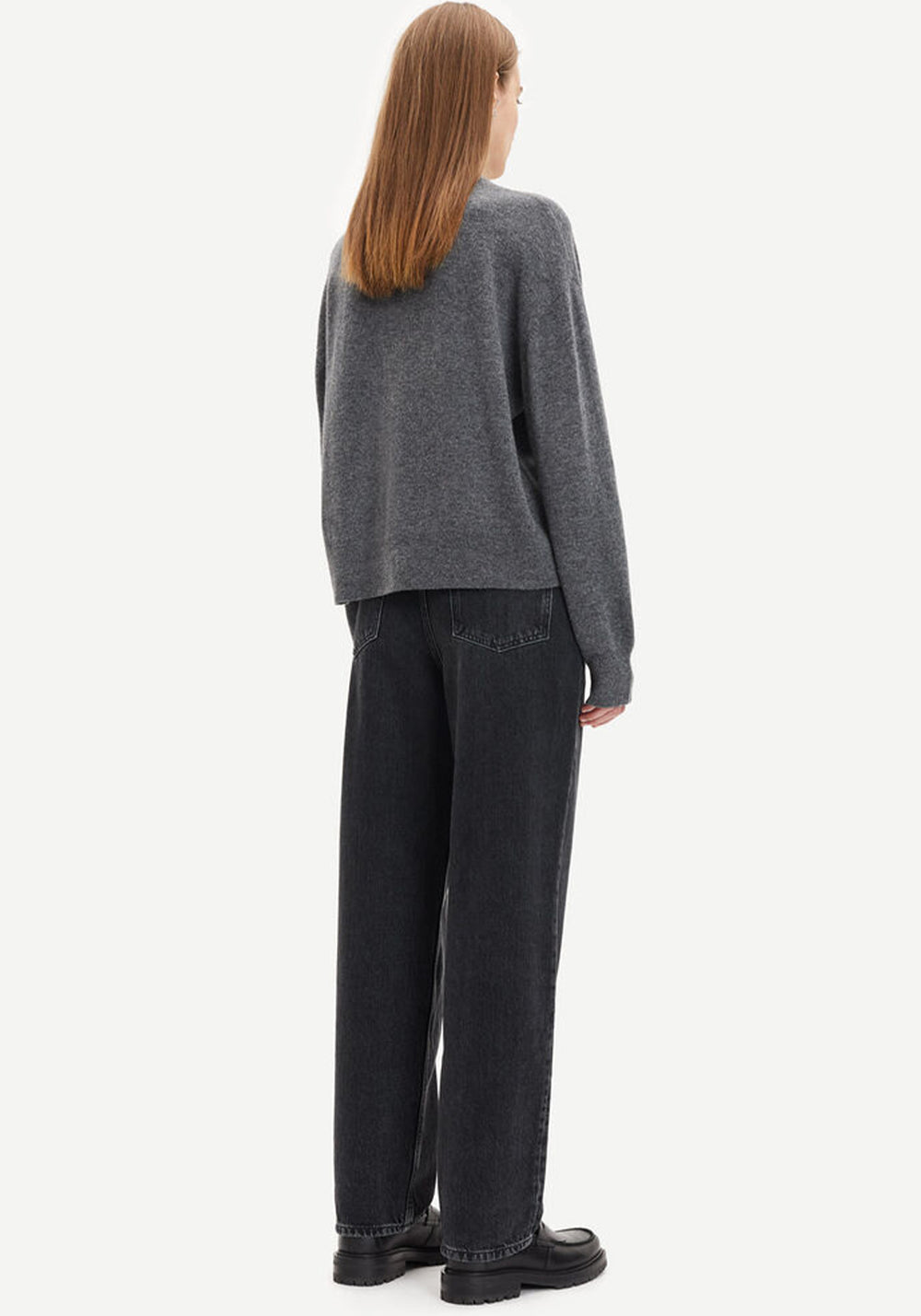 AMARIS CREW NECK DARK GREY