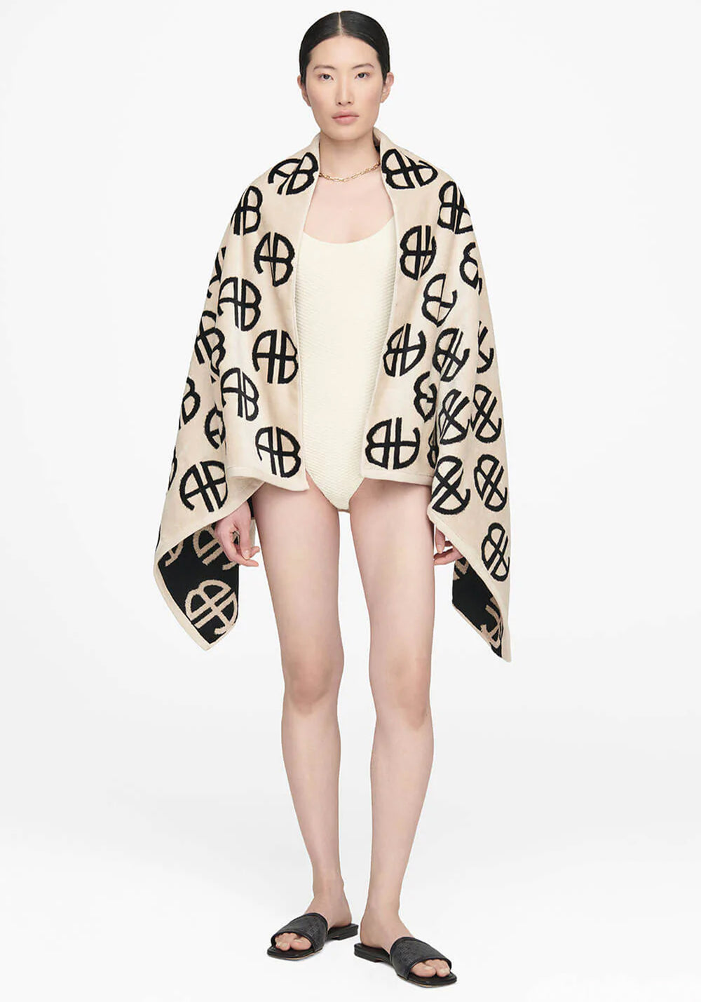 BAHIA TOWEL BEIGE MONOGRAM PRINT