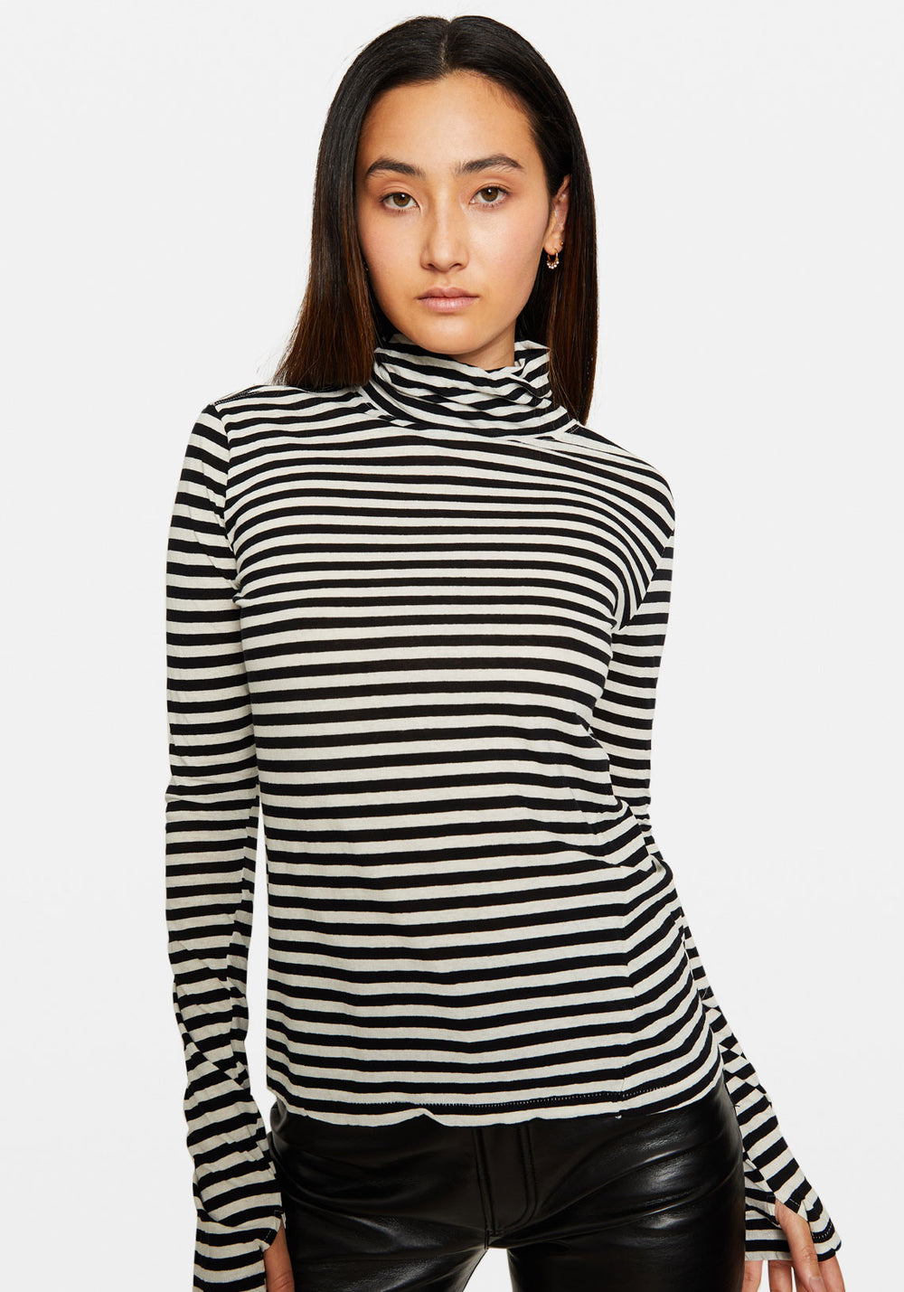 SLIM ROLL NECK L/S T.SHIRT