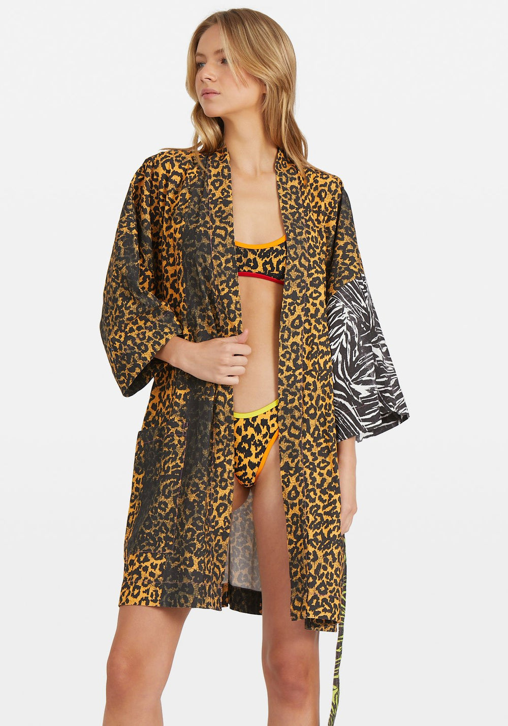 DR X INC Robe