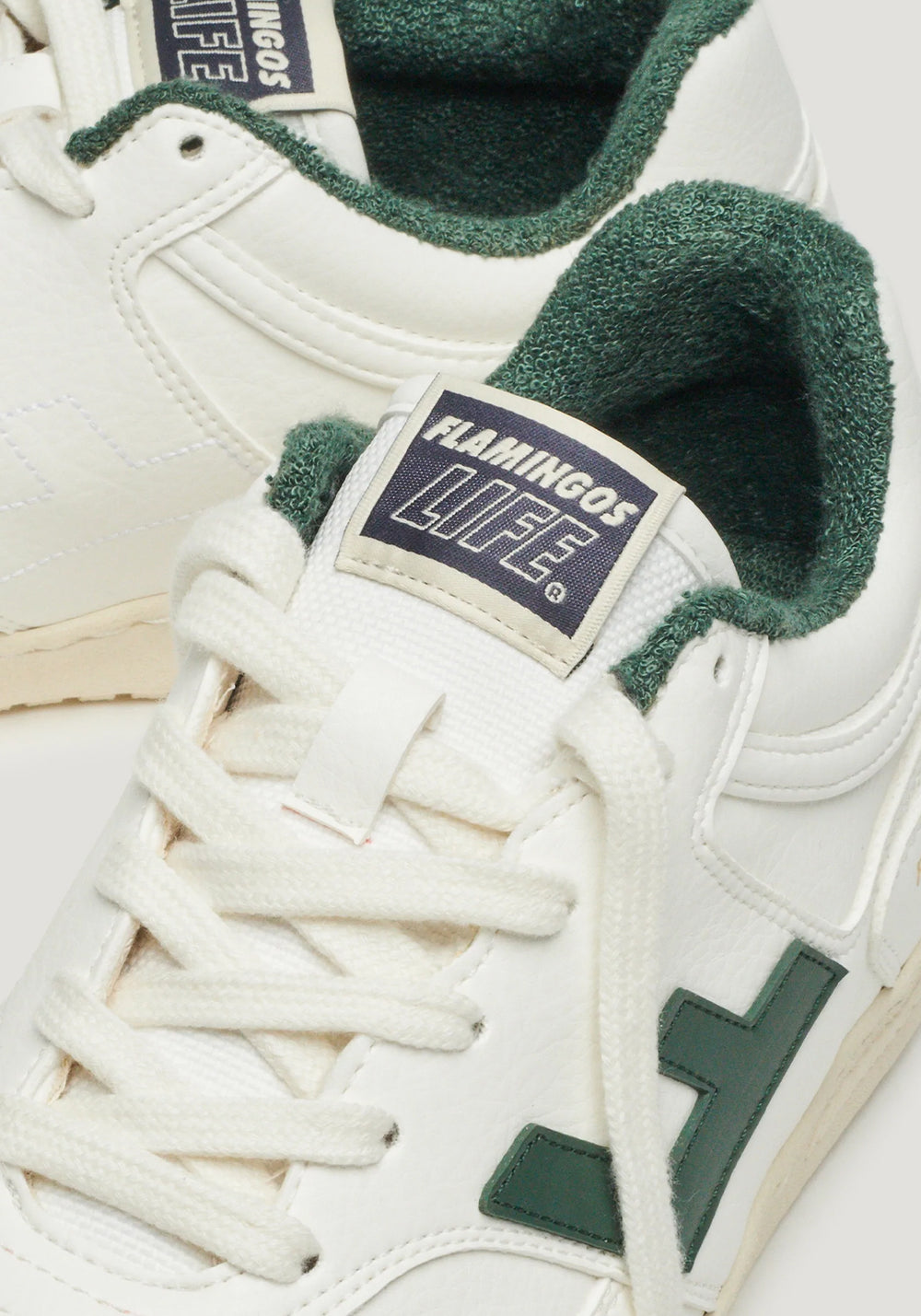 RETRO 90S FOREST GREEN